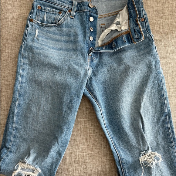 Levi's Women's Straight Jeans in Blue - Picture 2 of 3